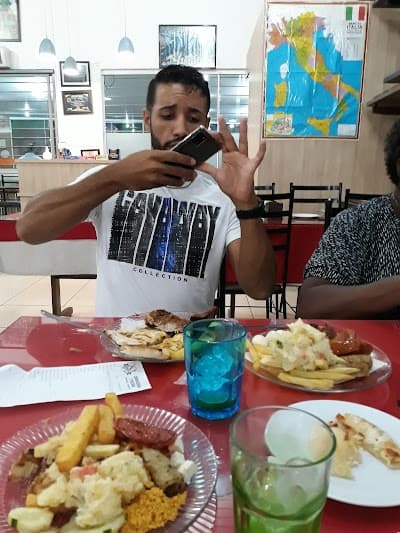 Churrascaria e Pizzaria Italianíssima - Foto 6