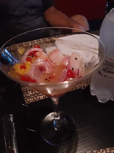 Sakai Sushi Bar - Foto 4