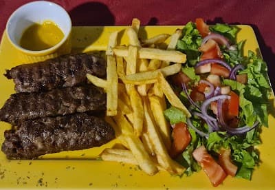 Mon Cheri Bistro - Foto 4