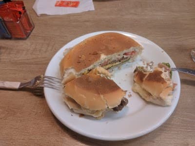 Conzatti Lanches - Foto 2
