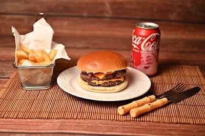 SATISSS - Hamburgueria & SteakHouse no Novo Horizonte - Foto 9