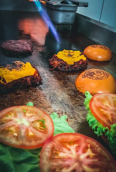 MADE IN PIT Hamburgeria American BBQ - Foto 9
