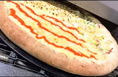 Mega Pizza - Foto 1