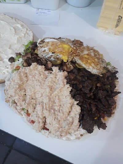 Divina Gulla Restaurante E Lancheria - Foto 6