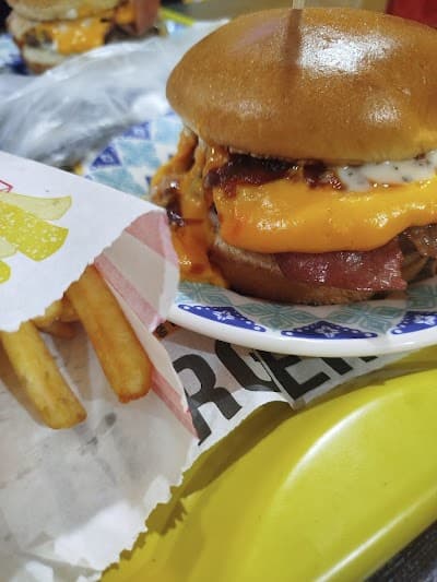 Mama Burguer Garibaldi - Foto 2