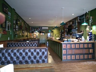 Molly Malone Irish Pub - pub irlandes - Foto 1