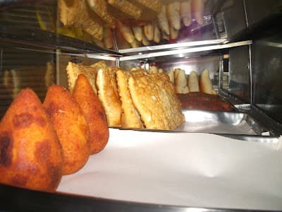 Pastelaria e Lanchonete Morais - Foto 4