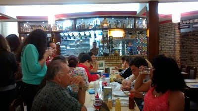 Via Pizza-Pizzaria e Pastelaria - Foto 4