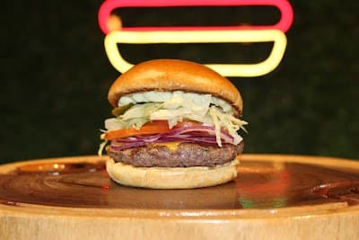 Bomf's Burger Hamburgueria - Foto 2