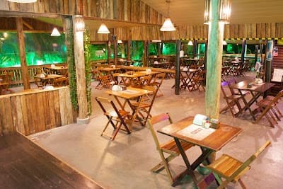 Wood Bar & Choperia - Foto 8