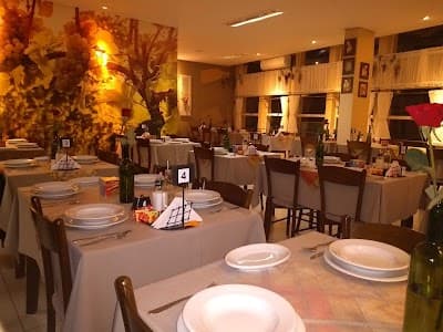 Pizzeria Taverna's - Foto 8