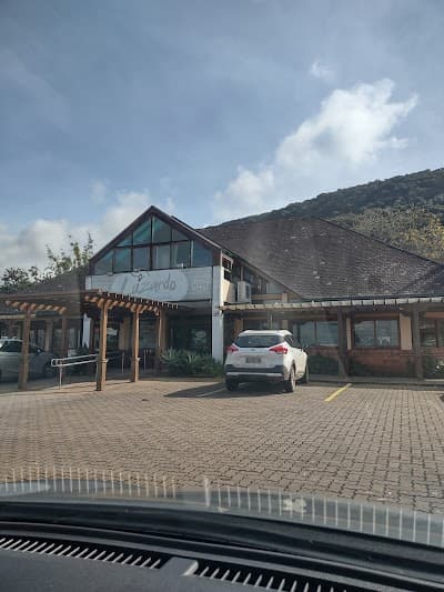Luzardo Restaurante e Lancheria BR101 - Foto 7