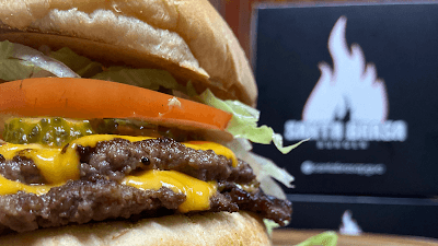 Santa Brasa Burger