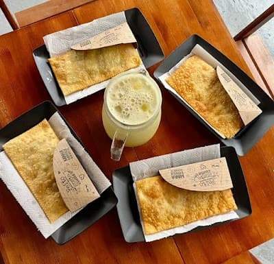 Pastel e caldo de cana - Foto 1