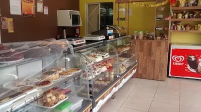 Panificadora e Confeitaria Planalto - Foto 2