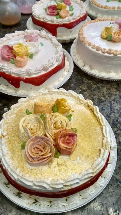 Panificadora e Confeitaria Planalto - Foto 7