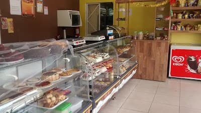 Panificadora e Confeitaria Planalto - Foto 8