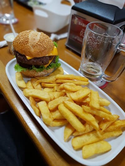 Babico Pastelaria, Sushi e Hambúrgueres Gourmet - Foto 3