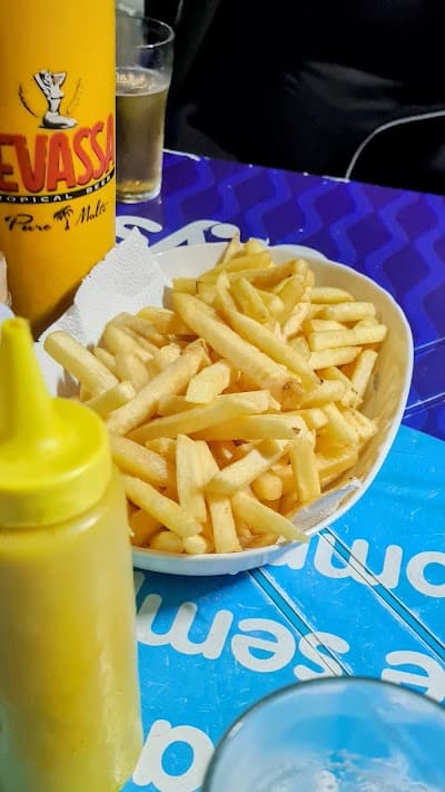 Trindade Lanches e Porções - Foto 7
