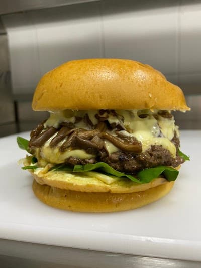 M&E Burger - Hamburgueria artesanal - Delivery Arujá e região - Foto 2