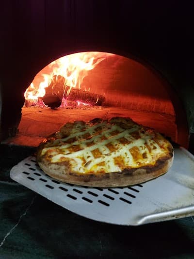 Chris Trattoria e Pizzaria - Foto 10