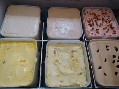 Meg Lanches , Sorvetes e açaí - Foto 3