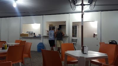 Espaço Vitória Lanches - Foto 1