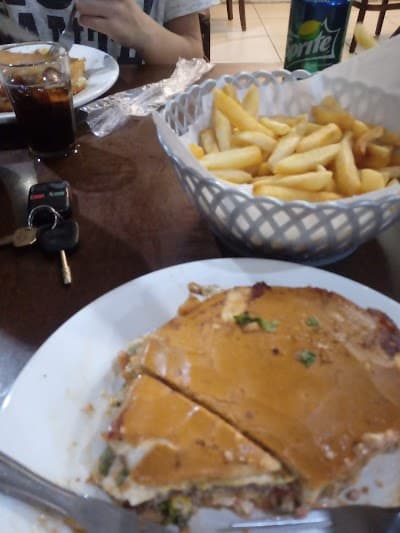 X Patronato Restaurante e Lancheria - Foto 9