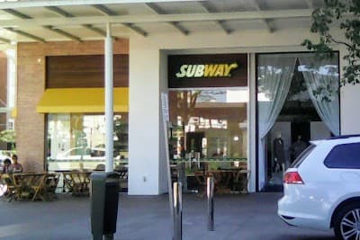 Subway Pedra Branca - Foto 8