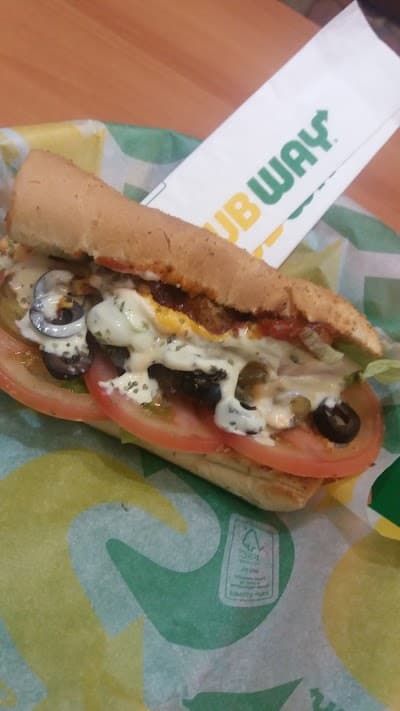 Subway Pedra Branca - Foto 9