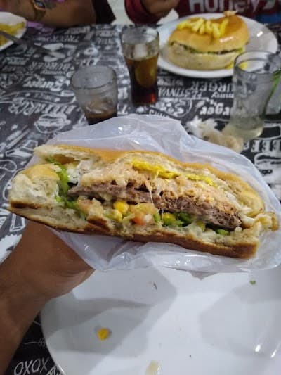 Pizzaria e Restaurante BOM GOSTO - Foto 7