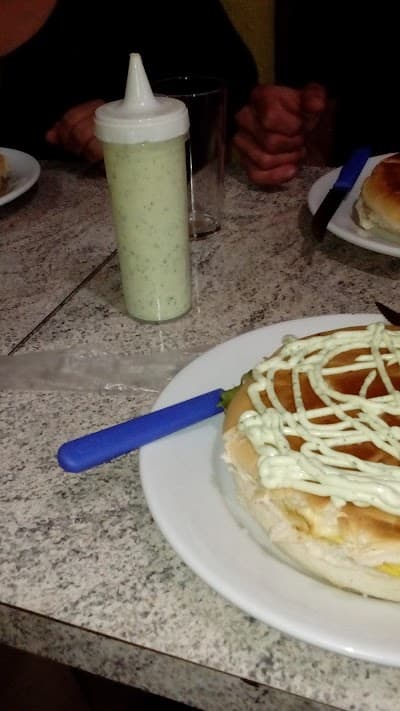 Debs Lanches e Pizzas - Foto 9