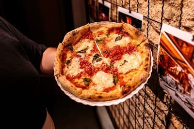Piazza Pizzeria - Foto 5