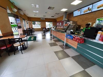 Subway - Foto 4