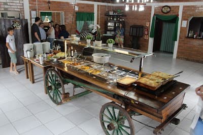 Restaurante Colonial Dolzan - Foto 2