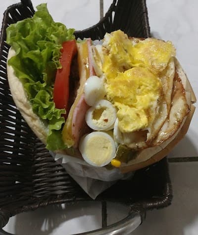 Si Qués Qués Hamburgueria - Foto 2