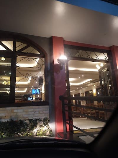 Pizzaria Quatro Queijos Ponta de Baixo - Foto 8