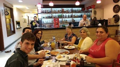 Pizzaria Quatro Queijos Ponta de Baixo - Foto 9