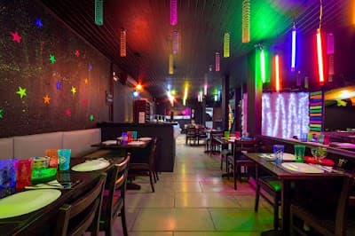 Cosmo Burger & Pizza - Foto 3