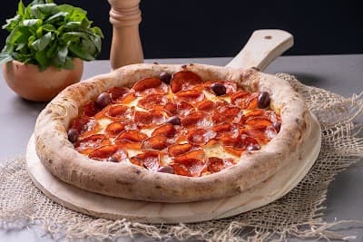 Village Pizza - Foto 2