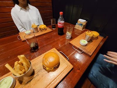 Bull's Black Burger - Foto 9