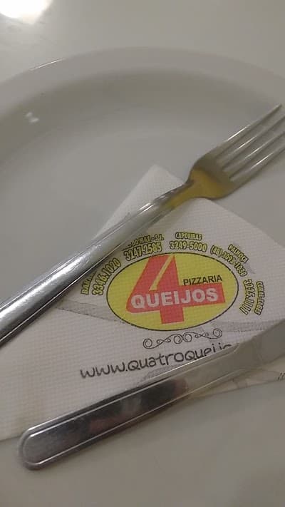 Pizzaria Quatro Queijos - Foto 10