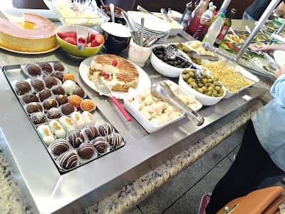 Panificadora e Confeitaria Família - Foto 9