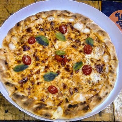 Larica's Pizza Bar - Foto 1