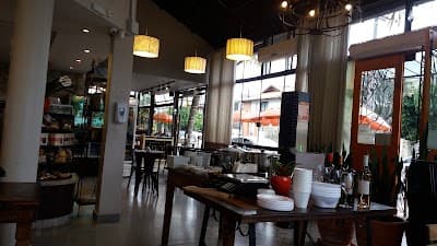 Pães e Papos - Padaria e Café - Foto 8