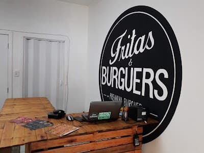 Fritas & Burguers (Jaú) - Foto 8