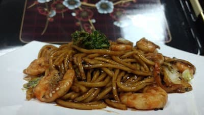 Sazan Sushi Delivery - Foto 4