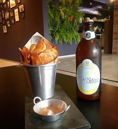 Hang Out • Gastro Pub - Foto 2