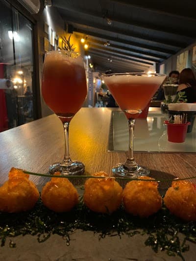 Hang Out • Gastro Pub - Foto 5