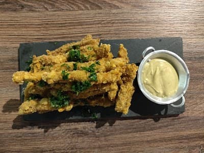 Hang Out • Gastro Pub - Foto 10